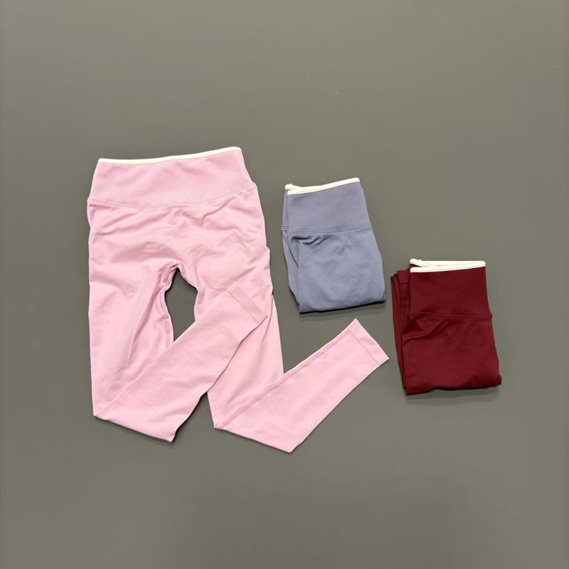 HISTELLO Ignite Sculpt Scrunch - огляд і ціна Ignite Yoga Fitness